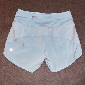 EUC Lululemon Speed Up Mid-Rise Lined light blue Short. Size 2 w/  4” inseam